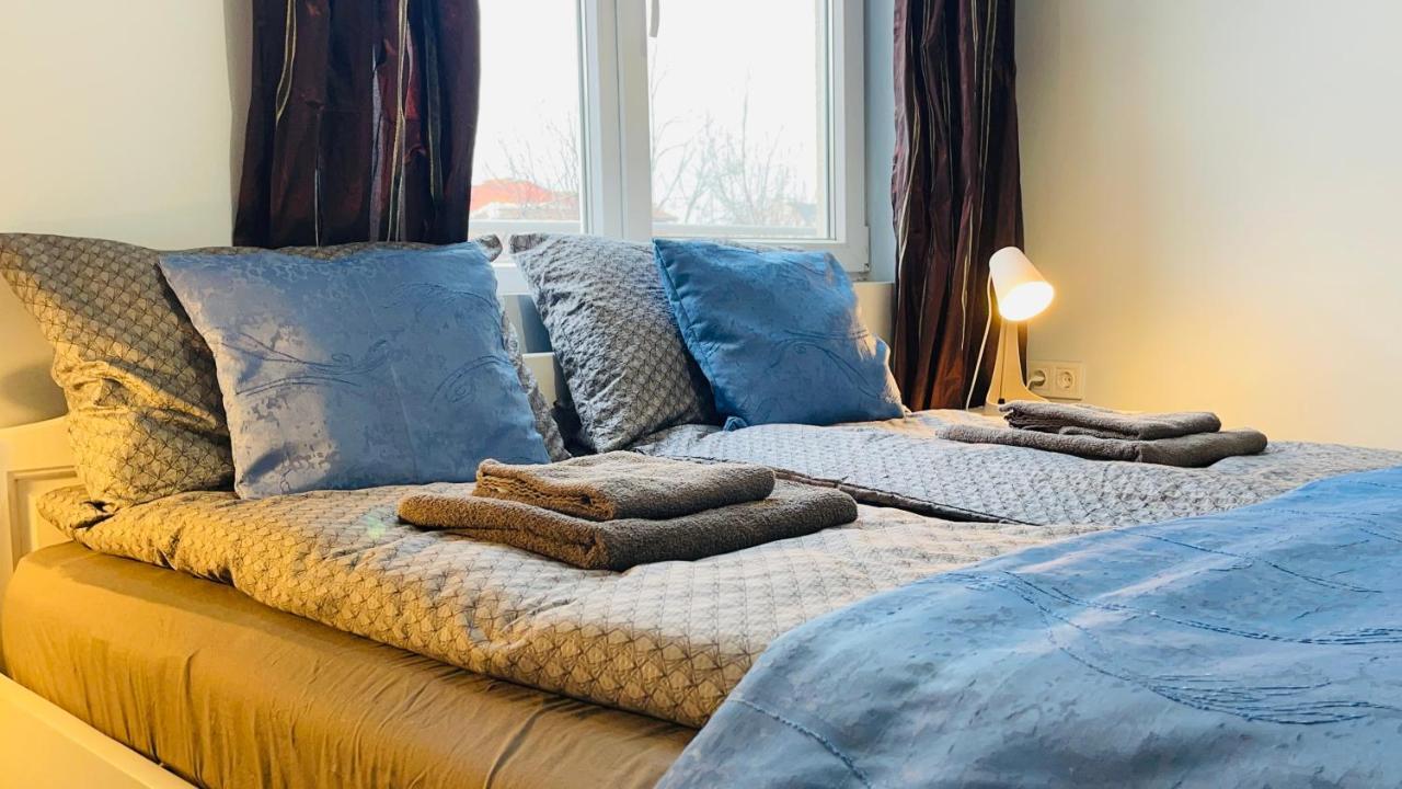 Апартаменти Cozy Spot By The Lions' Bridge Софія Екстер'єр фото